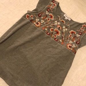 Cute grey and floral blouse!